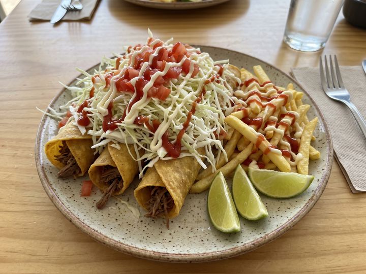 Tacos Ticos